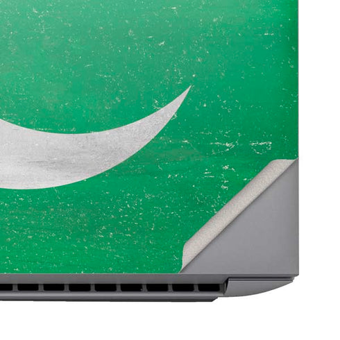 Pakistan Flag Distressed HP ZBook Fury 16 G10 Skin